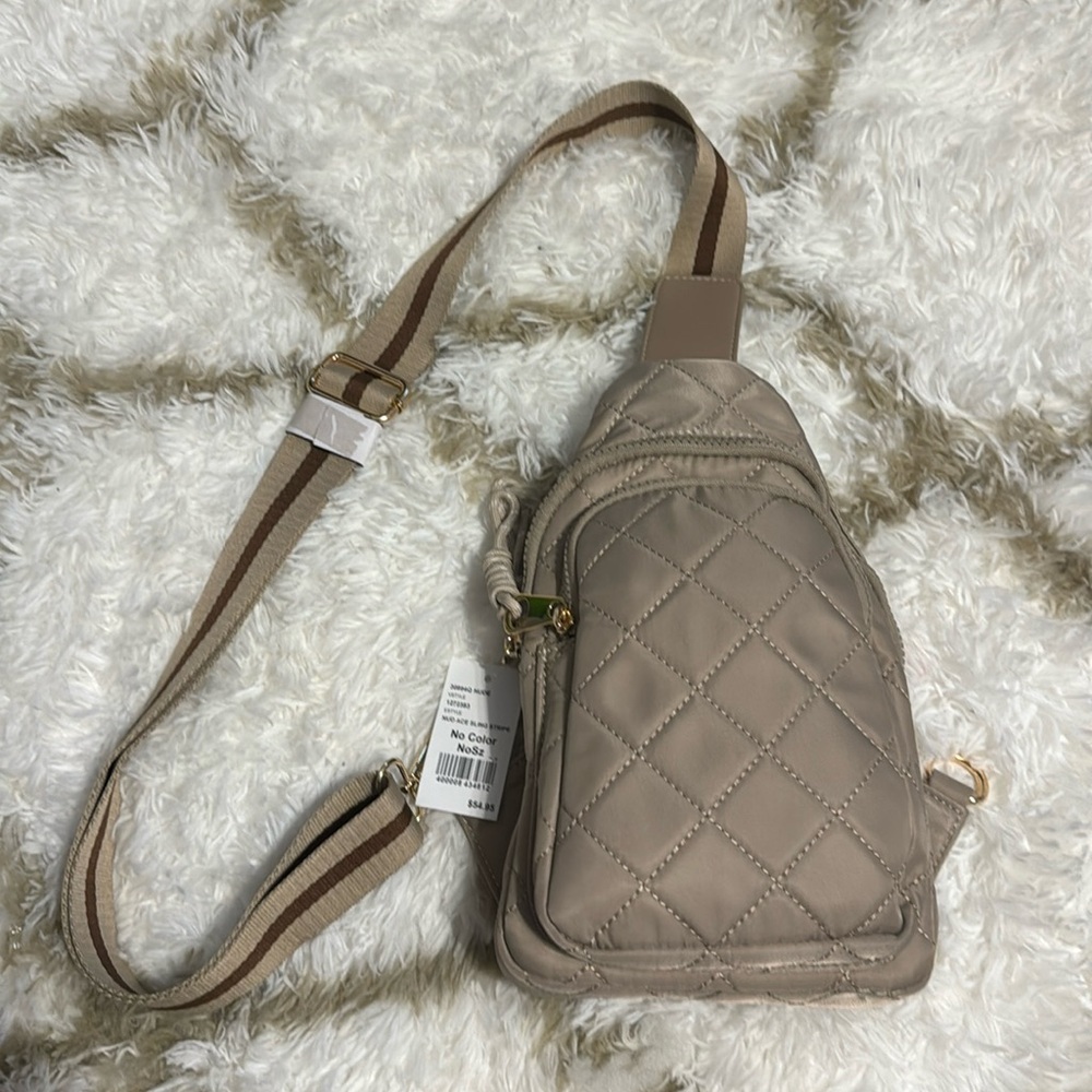 NWT Unbranded tan shoulder Bag